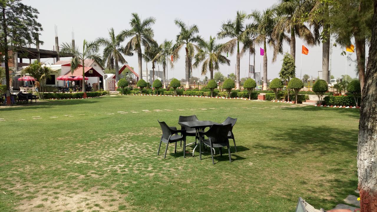 Sanjay Motels I Pvt Ltd Pura Raghunāth Esterno foto